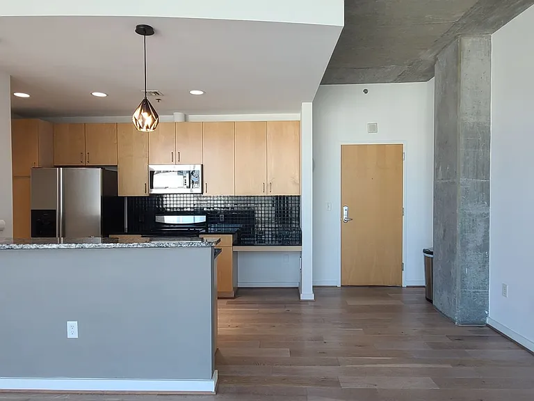 943 Peachtree St NE #1018 — Photo 2