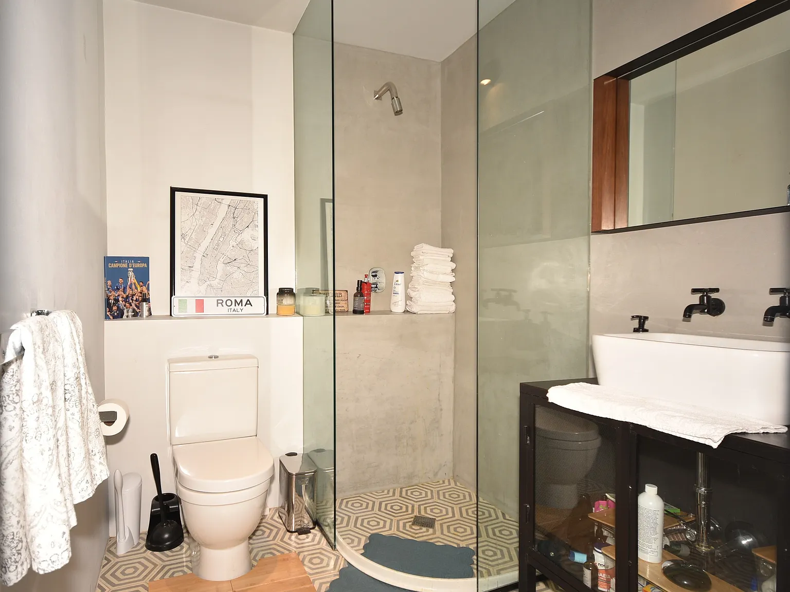 102 Gold Street — Photo 4
