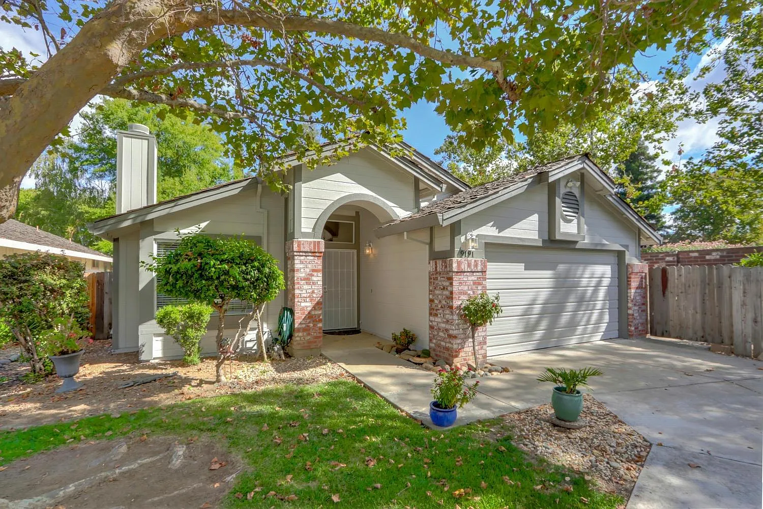9191 Jamel Ct photo 1