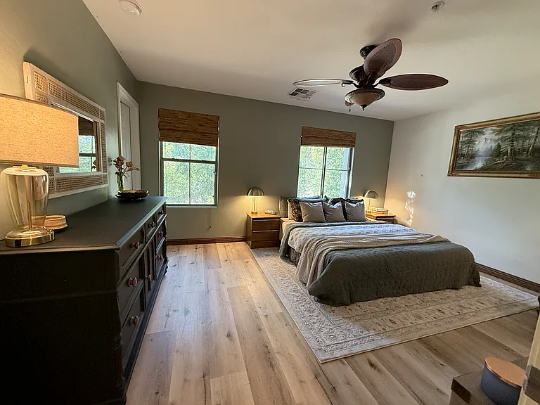 2914 E Dunbar Dr — Photo 26