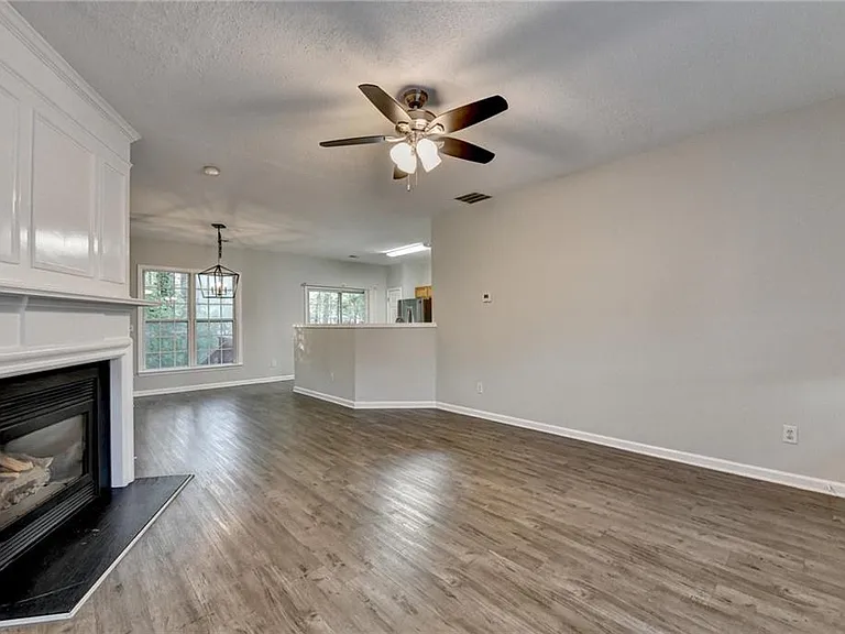 3415 Oxwell Dr — Photo 10