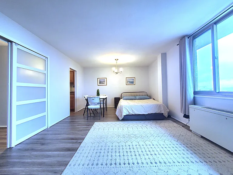 1 E University Pkwy #1408 — Photo 25