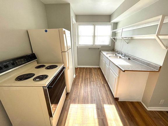 4th image of 4345 Crittenden Ave