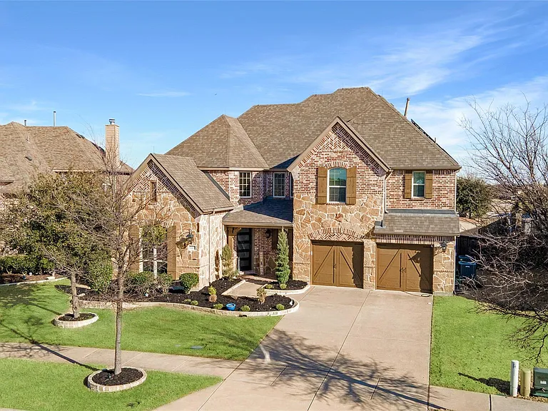 12615 Burnt Prairie Ln — Photo 3