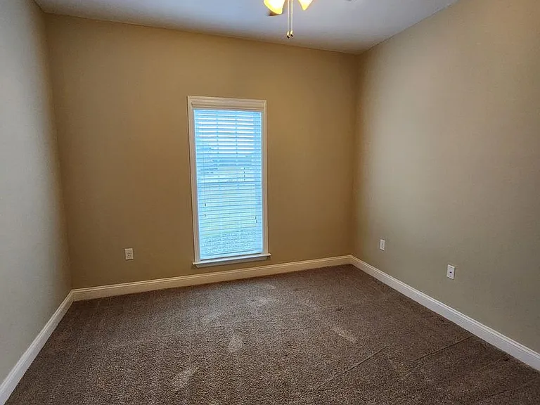 3927 Crusader Ct — Photo 9