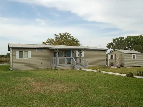 2113 Shady Ln, Geneva, FL 32732