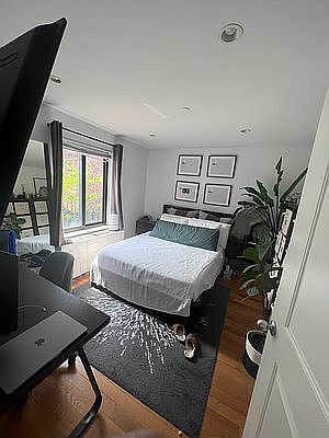 2nd image of 26-27 30th St #1R