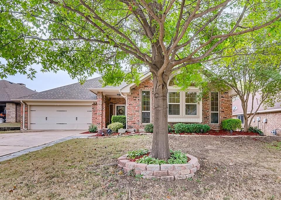 1st image of 2336 Claremont Ct