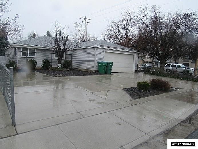 2nd image of 1465 York Way