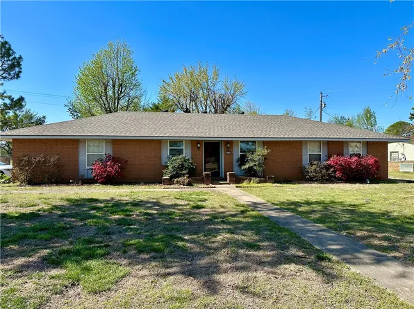 2000 W Magnolia St, Rogers, AR 72758