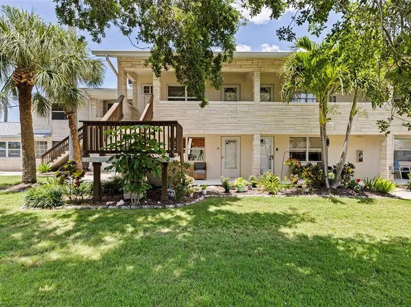 109 16th Ave APT 3, Indian Rocks Beach, FL 33785