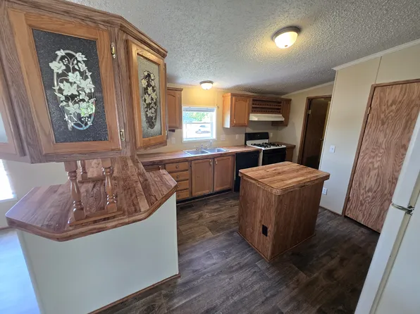 329 Swan Creek Dr #329SW, Carleton, MI 48117