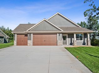 4732 384th St, North Branch, MN 55056