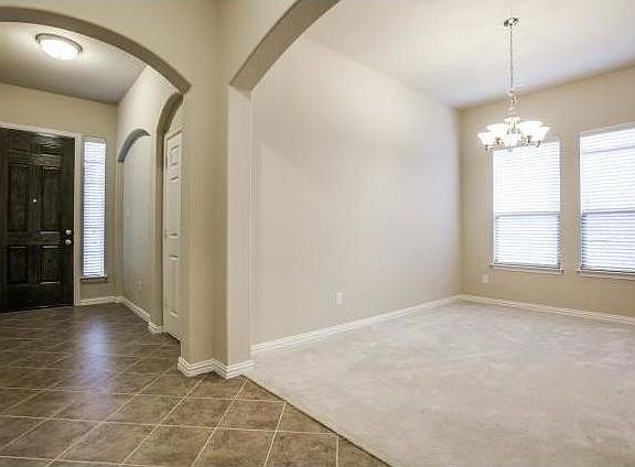 4th image of 712 Cedar Cove Dr