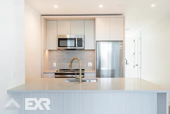 Rented by EXR | media 4
