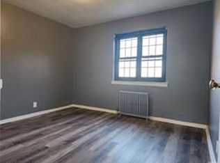 7730 Main St APT 3A, Flushing, NY 11367