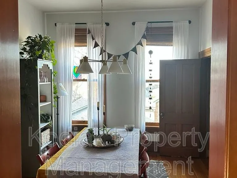 144 W Apricot Ave — Photo 17