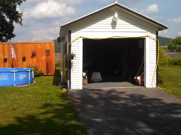 4th image of 1028 County Road 23