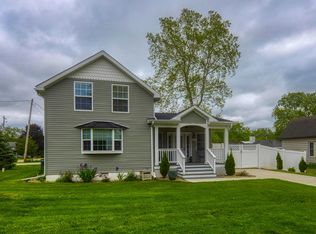 211 George St, Galien, MI 49113