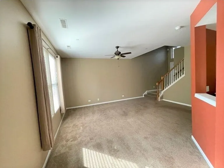1403 Crimson Ln — Photo 6