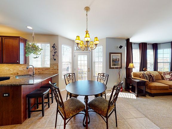 KITCHEN BUMP OUT BAY WINDOW EATING AREA