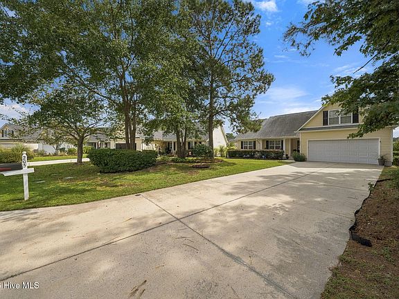 3rd image of 205 Whitehill Road