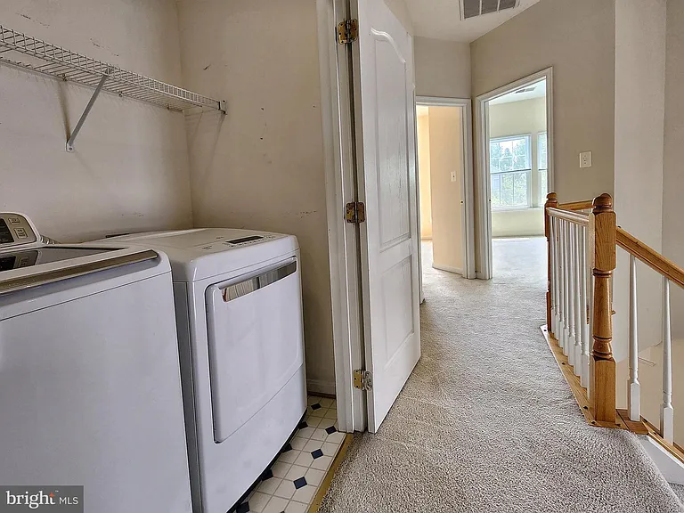 13906 Gothic Dr — Photo 34