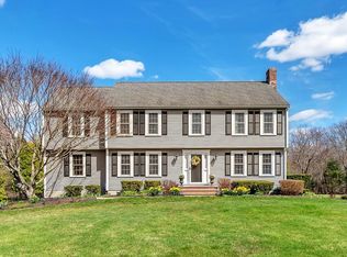 43 Fuller Rd, North Andover, MA 01845
