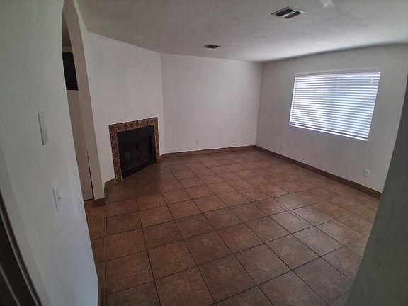 2nd image of 1500 N Catalina Ave Unit 8