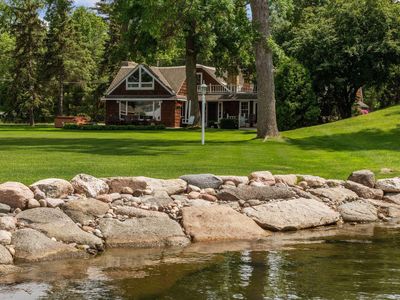 120 W Point Rd, Tonka Bay, MN, 55331
