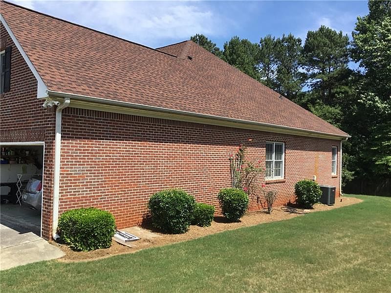 2nd image of 333 Macland Dr