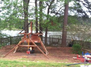 1351 Summit Chase Dr, Snellville, GA 30078