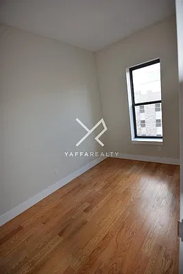 Rented by Yaffa Realty LLC | media 29