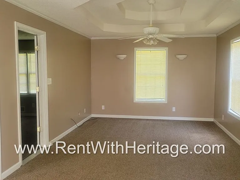 4204 Rocky Face Dr — Photo 20