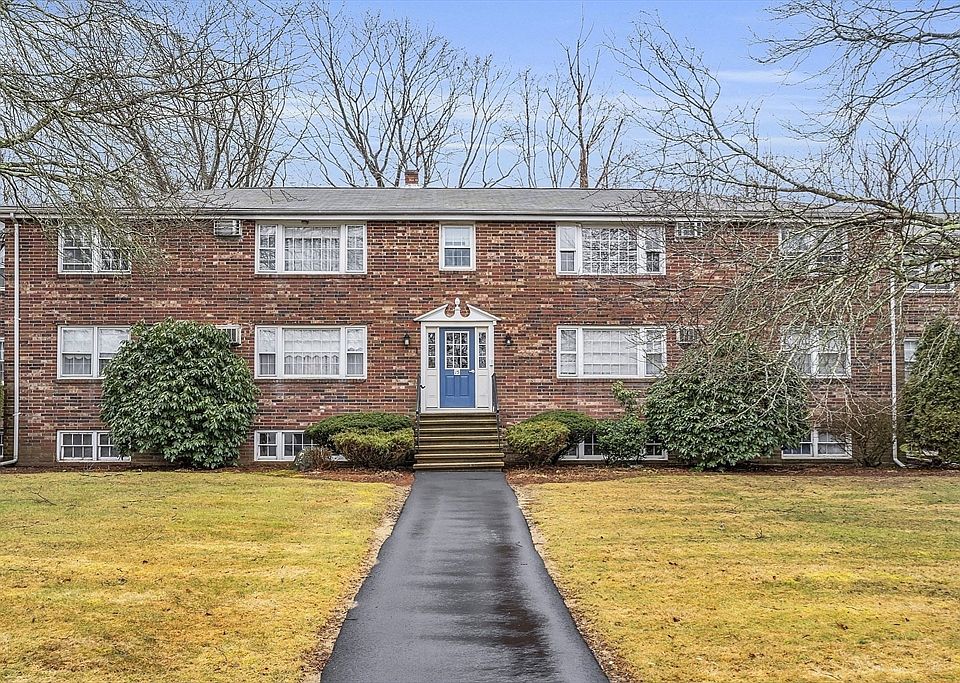 1st image of 15 Myles Standish Dr Unit 6