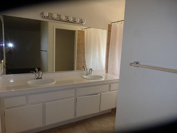 4th image of 3358 Lynwood Dr