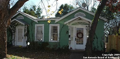 1st image of 520 & 522 E Mulberry Ave
