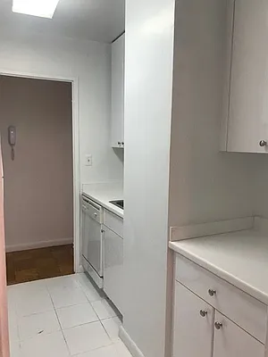 Rented by Carlyle Property Management | media 5