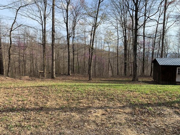 404 W Goodman Dr, Pall Mall, TN 38577