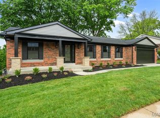 5339 Autumnwinds Dr, Saint Louis, MO 63129
