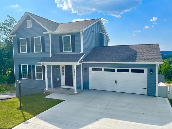 24 Summers Ridge Rd, Morgantown, WV 26508