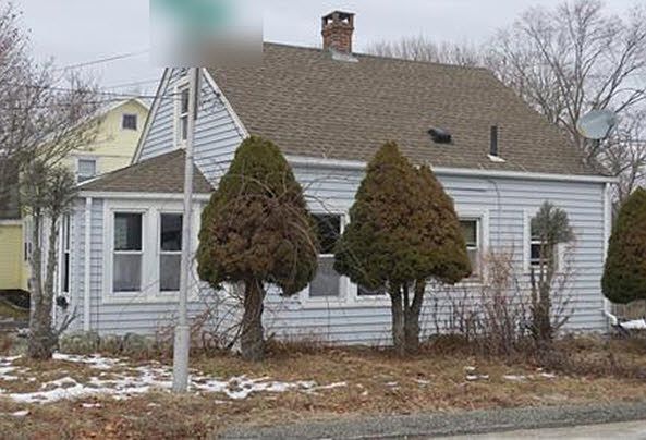 2nd image of 32 Smith St