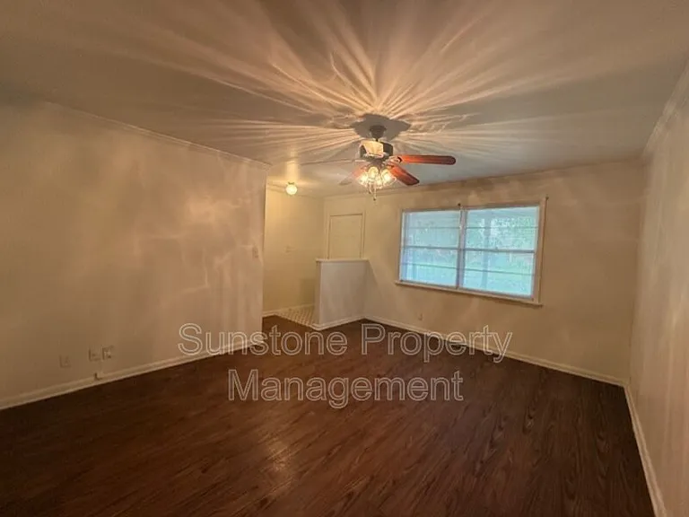 8281 E 33rd Pl — Photo 4