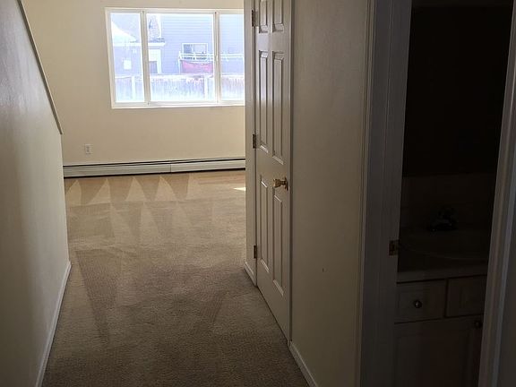 4th image of 211 E Granite Ave APT A
