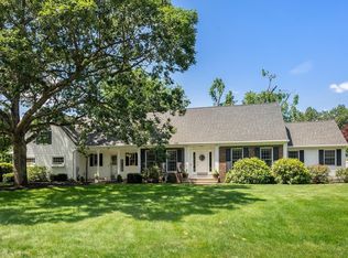 14 Old Park Ln, Westfield, MA 01085