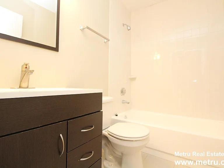 1720 N Halsted St #303 — Photo 9