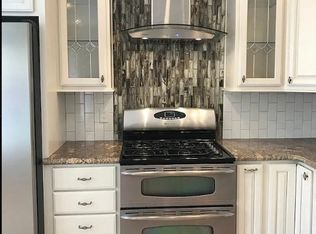 21076 Country Park Rd, Salinas, CA 93908