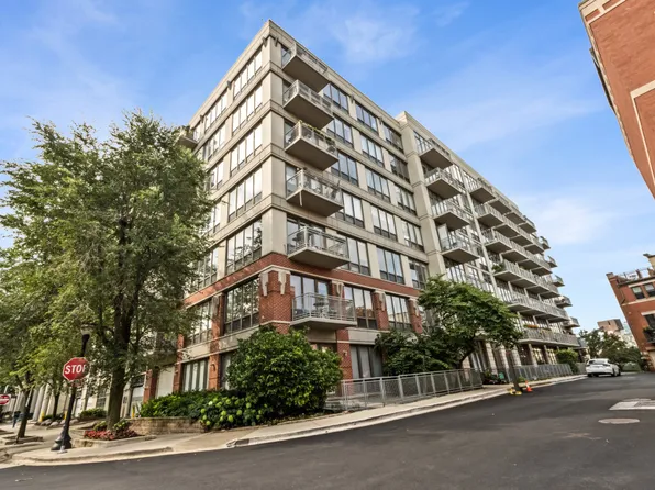 1000 N Kingsbury St APT 104, Chicago, IL 60610