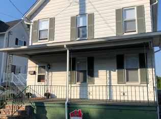 204 W Grove St, Dunmore, PA 18509