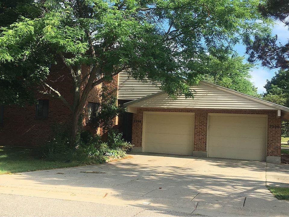 1st image of 2300 Coyote Creek Dr